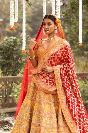 Dulhan clearance lehenga saree